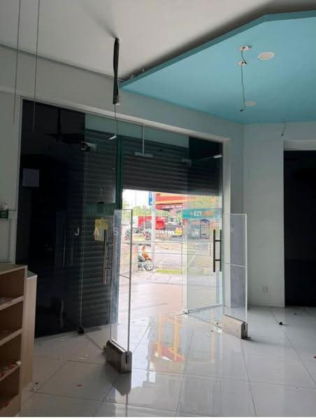 Shop for Rent in Kajang (Selangor) - Jason Yap - Entrance - PropertyGuru.com.my