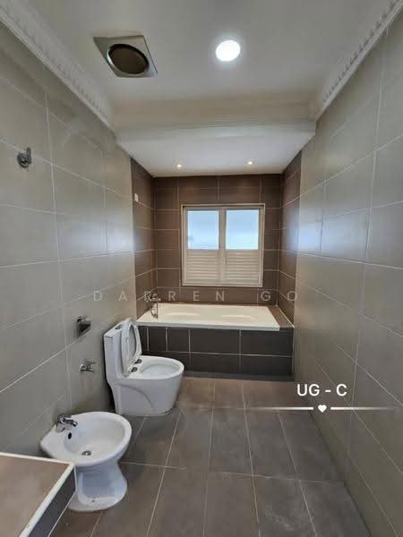 3-storey Terraced House for Sale in Setia Alam (Selangor) - Darren Go - Bathroom - PropertyGuru.com.my