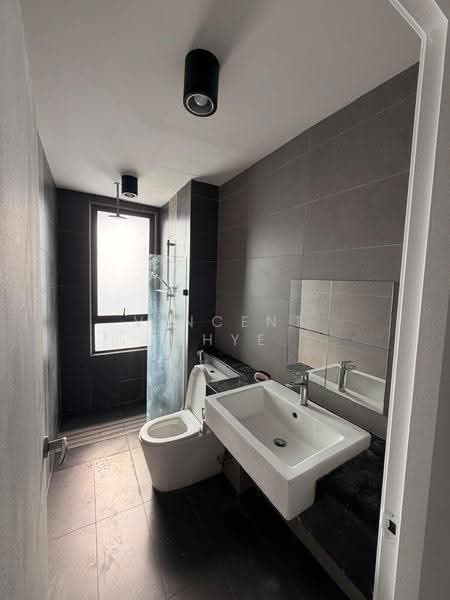 Kediaman Servis untuk Disewa di 8 Kinrara - Vincent Chye - Bathroom - PropertyGuru.com.my