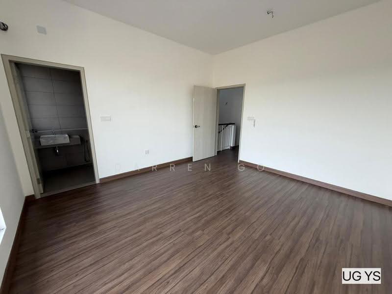 Rumah Teres 2-Tingkat untuk Dijual di Bukit Raja (Selangor) - Darren Go - PropertyGuru.com.my