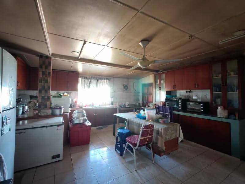 2-storey Terraced House for Sale in Kota Kinabalu (Sabah) - Joanne Lee - Kitchen - PropertyGuru.com.my