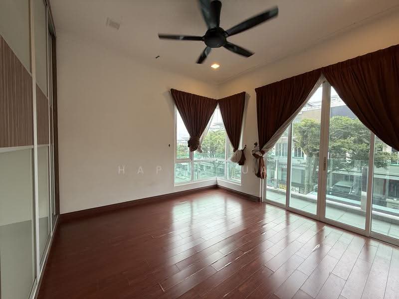 Rumah Berkembar untuk Dijual di Ampang Jaya (Ampang) - Happy Kua - Living Room - PropertyGuru.com.my