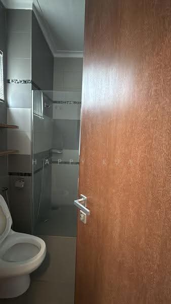 Rumah Berkembar untuk Dijual di Ampang Jaya (Ampang) - Happy Kua - Bathroom - PropertyGuru.com.my