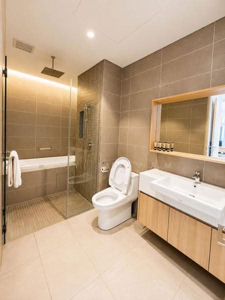 Kediaman Servis untuk Disewa di The Sentral Suites - Jay Selvam - Bathroom - PropertyGuru.com.my