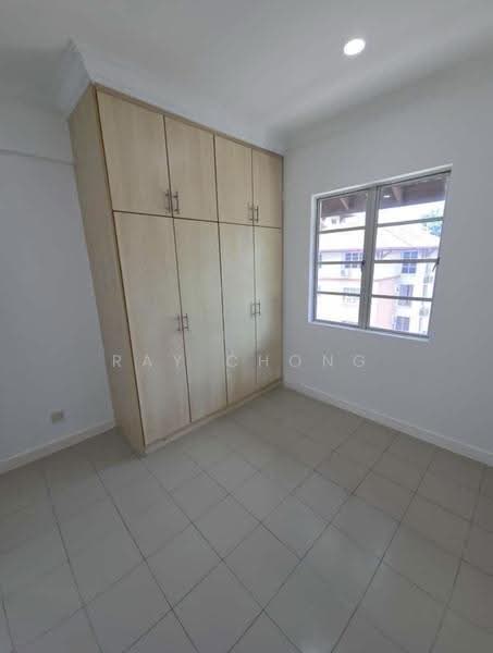 Kondominium untuk Disewa di Vista Tasik - Ray Chong - Bedroom - PropertyGuru.com.my
