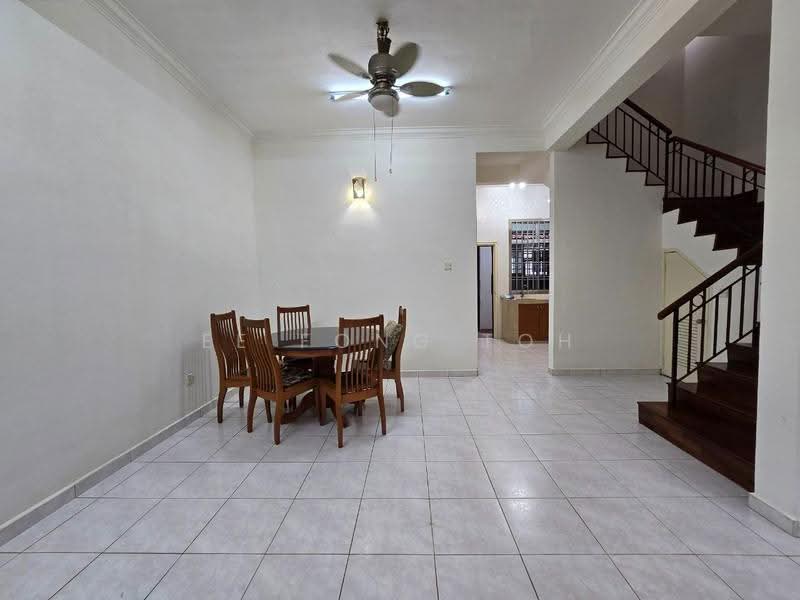 Rumah Teres 2-Tingkat untuk Dijual di Taman Daya (Johor Bahru) - Ee Fong Toh - Dining Room - PropertyGuru.com.my