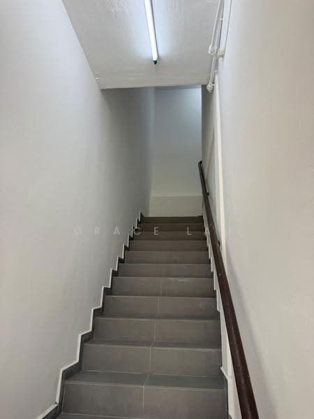 Shop / Office untuk Disewa di Taman Masai (Masai) - Grace Lau - Corridor - PropertyGuru.com.my
