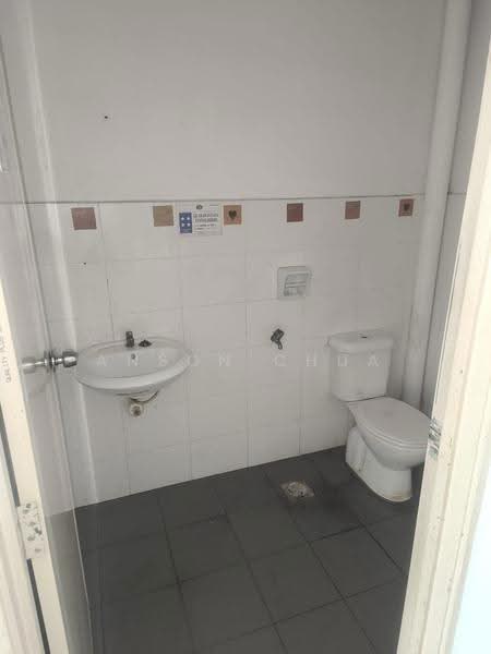 Shop / Office for Rent in Taman Desa Tebrau (Tebrau) - Anson Chua - Bathroom - PropertyGuru.com.my