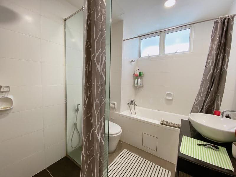 Condominium for Sale at Subang Parkhomes - Bryan Chan - Bathroom - PropertyGuru.com.my