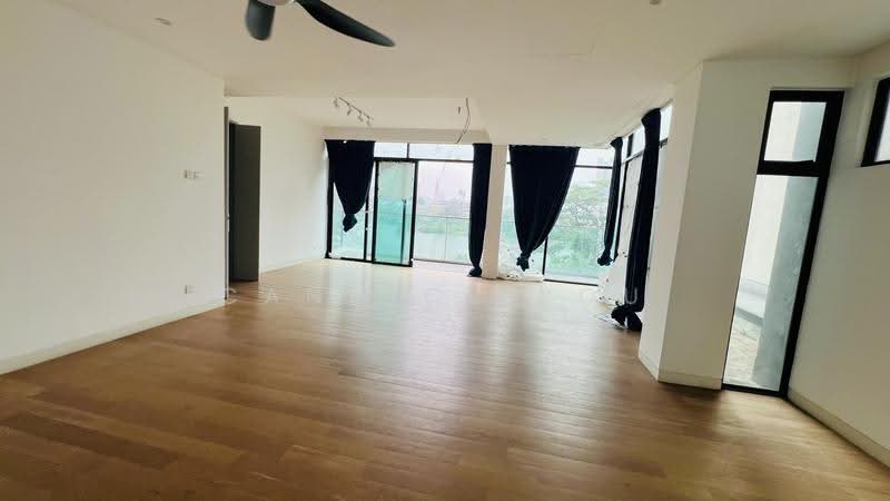 Link Bungalow for Sale in Taman Danau Desa (Taman Desa) - Cannice You - Living Room - PropertyGuru.com.my