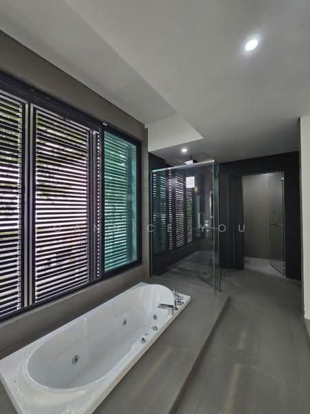 Banglo Pautan untuk Dijual di Taman Danau Desa (Taman Desa) - Cannice You - Bathroom - PropertyGuru.com.my