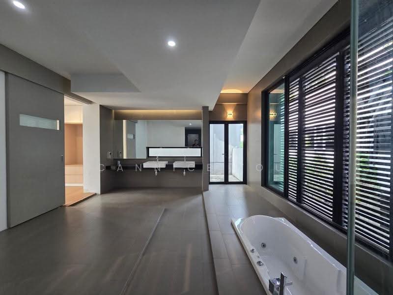 Banglo Pautan untuk Dijual di Taman Danau Desa (Taman Desa) - Cannice You - Bathroom - PropertyGuru.com.my