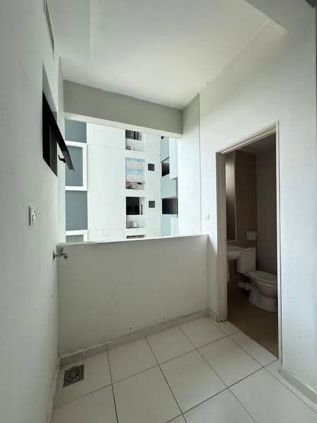 Kediaman Servis untuk Dijual di Sky Gardens Residences - Hui Hui . - PropertyGuru.com.my