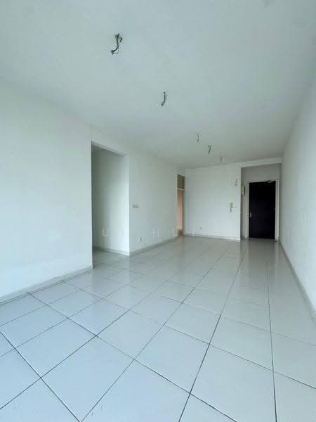 Kediaman Servis untuk Dijual di Sky Gardens Residences - Hui Hui . - PropertyGuru.com.my