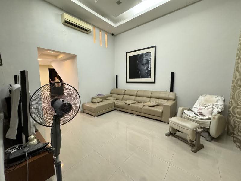 2.5-storey Terraced House for Sale in Taman Bukit Mandarina (Cheras) - Elly Chong - Living Room - PropertyGuru.com.my