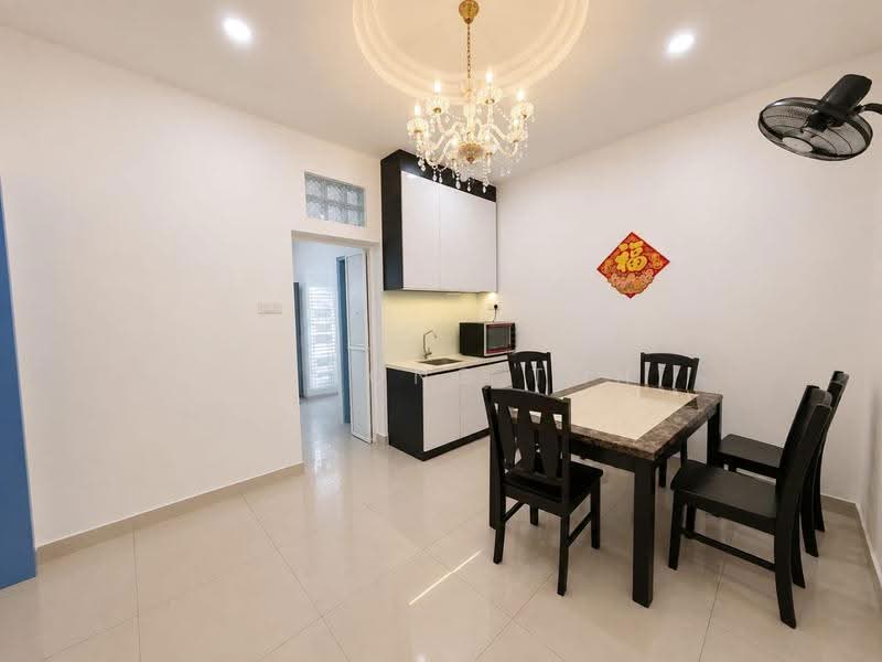Rumah Teres 2-Tingkat untuk Dijual di Taman Seri Austin (Tebrau) - Ee Fong Toh - Kitchen - PropertyGuru.com.my