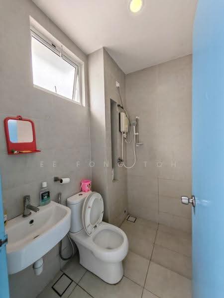 Rumah Teres 2-Tingkat untuk Dijual di Taman Seri Austin (Tebrau) - Ee Fong Toh - Bathroom - PropertyGuru.com.my