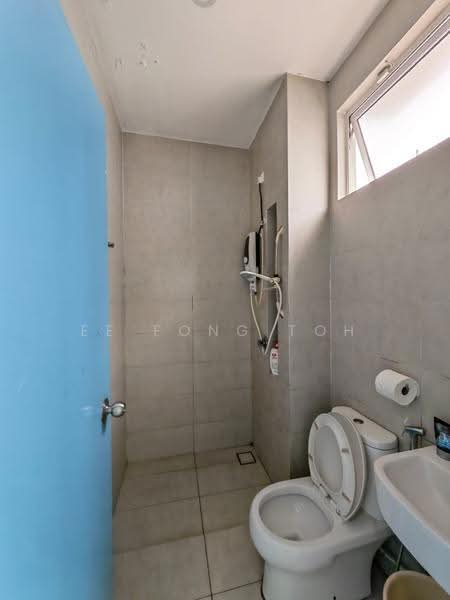 Rumah Teres 2-Tingkat untuk Dijual di Taman Seri Austin (Tebrau) - Ee Fong Toh - Bathroom - PropertyGuru.com.my