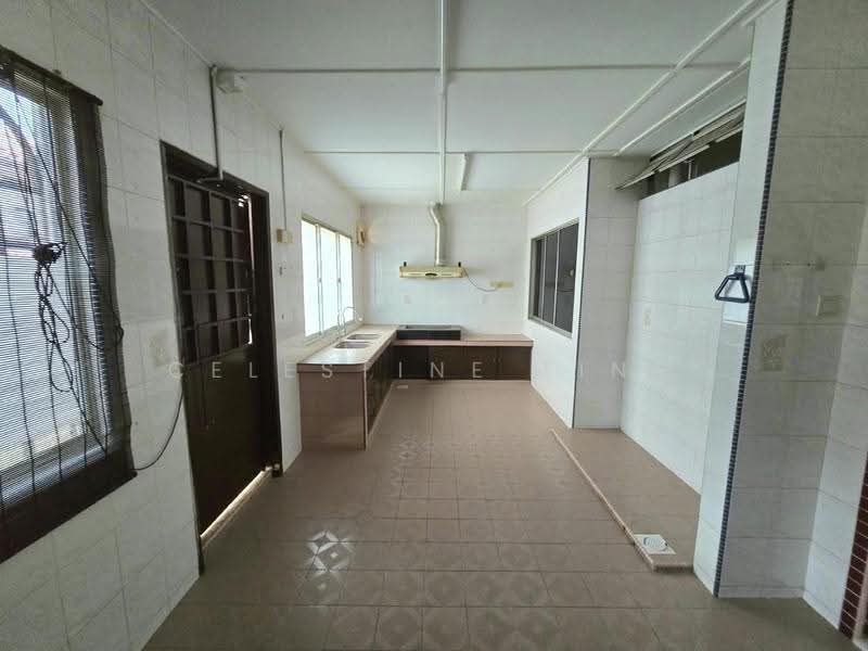 Rumah Teres 2-Tingkat untuk Dijual di Taman Kajang Jaya (Kajang) - Celestine Ting - Kitchen - PropertyGuru.com.my