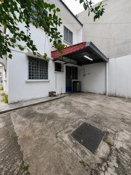 Rumah Teres 2-Tingkat untuk Dijual di Taman Wawasan (Puchong) - Junbin Low - Exterior - PropertyGuru.com.my