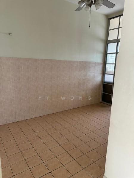 2.5-storey Terraced House for Sale in Taman Bukit Serdang (Seri Kembangan) - YY Wong - Interior - PropertyGuru.com.my