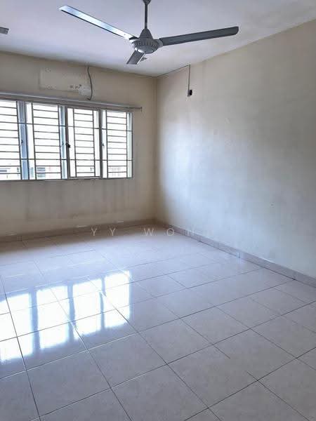 2.5-storey Terraced House for Sale in Taman Bukit Serdang (Seri Kembangan) - YY Wong - Interior - PropertyGuru.com.my