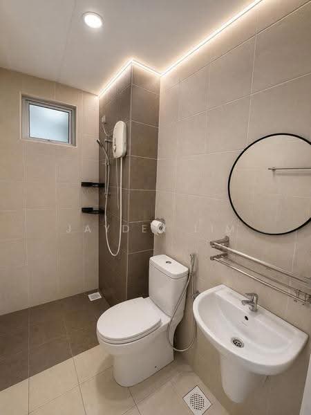 Service Residence for Rent at Pangsapuri Tanah Emas (Golden Sands) - Jayden Lim - Bathroom - PropertyGuru.com.my