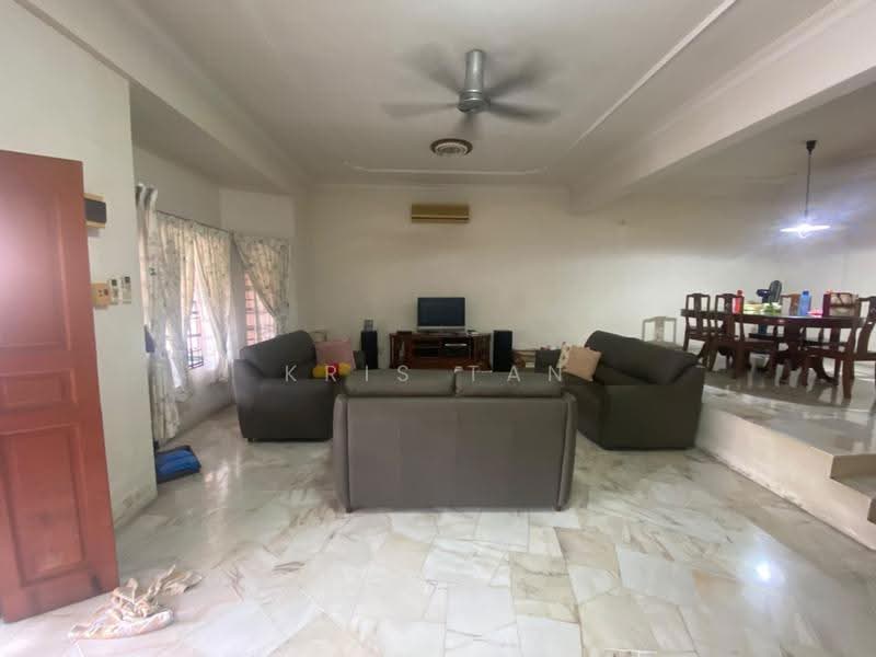 Terraced House for Sale in Bandar Sungai Long (Selangor) - Kris Tan - Living Room - PropertyGuru.com.my