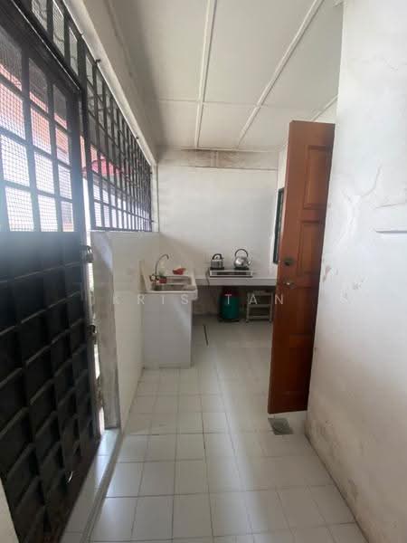 Terraced House for Sale in Bandar Sungai Long (Selangor) - Kris Tan - Kitchen - PropertyGuru.com.my