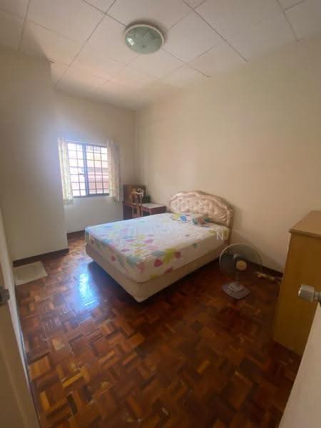 Terraced House for Sale in Bandar Sungai Long (Selangor) - Kris Tan - Bedroom - PropertyGuru.com.my