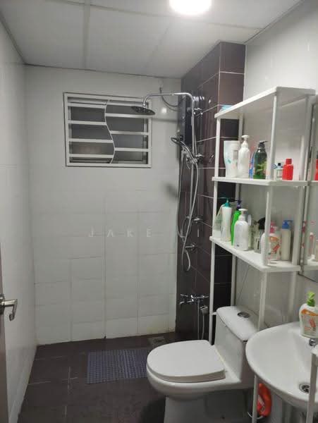 Apartment for Sale at Residensi Alam Damai (PR1MA @ Alam Damai) - Jake Lim - Bathroom - PropertyGuru.com.my
