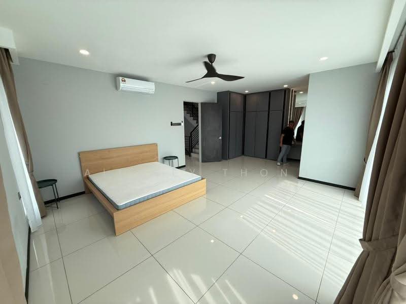 Rumah Berkembar untuk Disewa di Tiger Lane (Ipoh) - Ainsley Thong - Bedroom - PropertyGuru.com.my