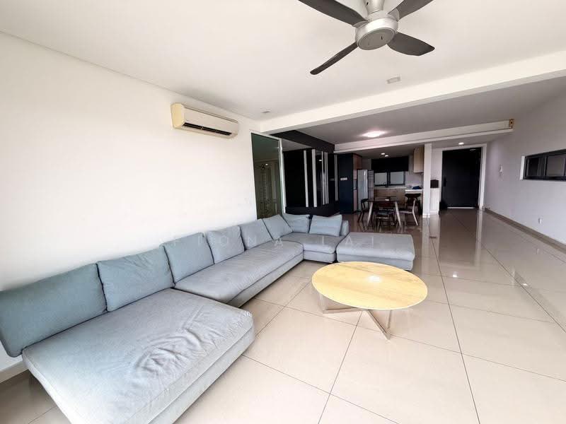 Pangsapuri untuk Disewa di Molek Pine 3 - Fiona Lai - Living Room - PropertyGuru.com.my