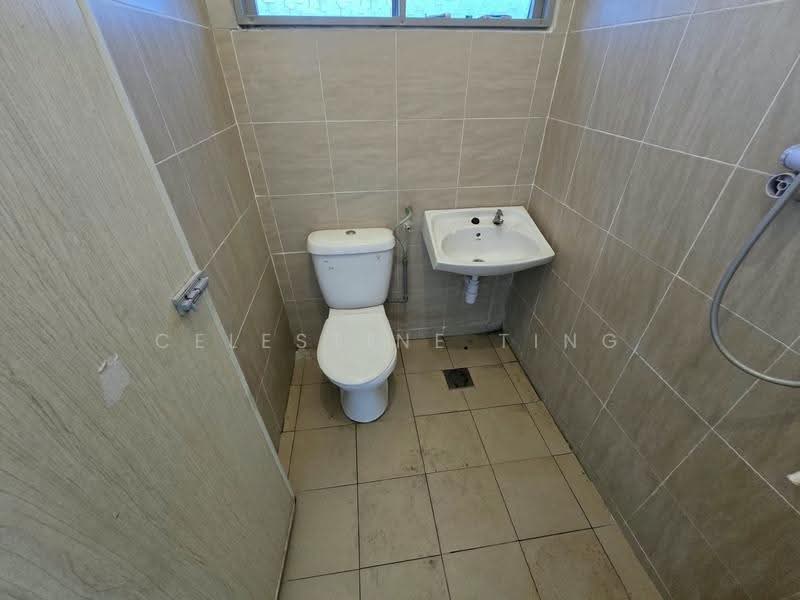 Rumah Teres 1-Tingkat untuk Dijual di Taman Bukit Mewah (Kajang) - Celestine Ting - Bathroom - PropertyGuru.com.my