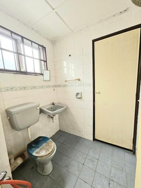 2-storey Terraced House for Sale in TAMAN PUCHONG UTAMA (Puchong) - Junbin Low - Bathroom - PropertyGuru.com.my