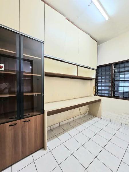 2-storey Terraced House for Sale in TAMAN PUCHONG UTAMA (Puchong) - Junbin Low - Study - PropertyGuru.com.my