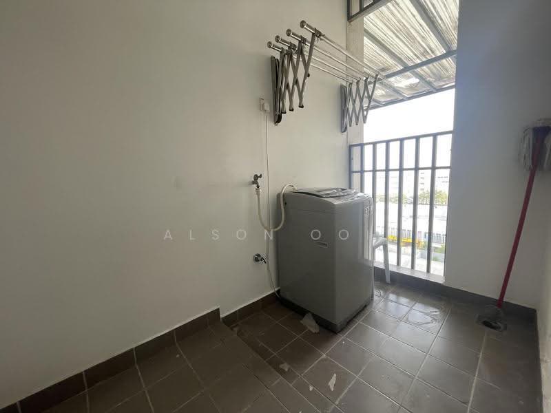 Kediaman Servis untuk Disewa di Domain 3 @ NeoCyber - Alson Ooi - Balcony - PropertyGuru.com.my