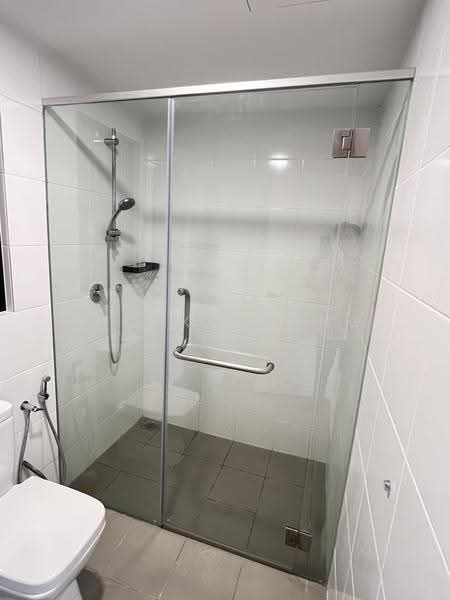 Kediaman Servis untuk Disewa di Parc 3 - Vickky Wong CF - Bathroom - PropertyGuru.com.my