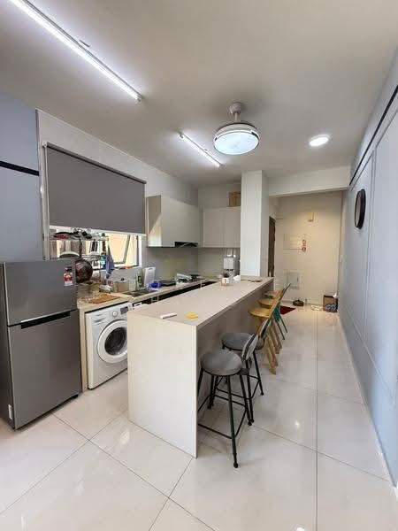 Kondominium untuk Disewa di Bay Point @ Country Garden Danga Bay - Florence Hong - Kitchen - PropertyGuru.com.my