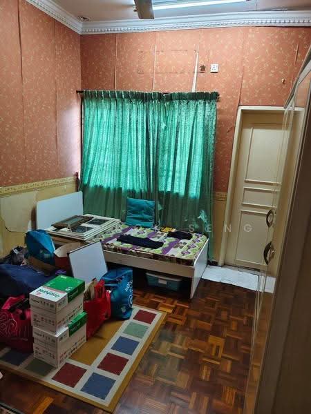 2-storey Terraced House for Sale in Bandar Seri Alam (Masai) - Lai Kok Seng - Bedroom - PropertyGuru.com.my