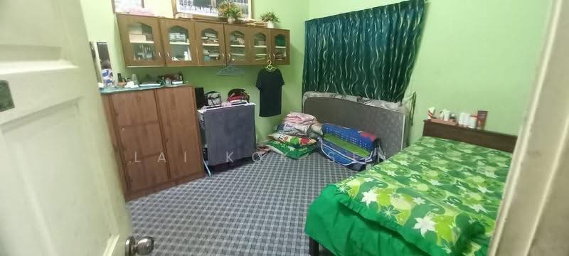 2-storey Terraced House for Sale in Bandar Seri Alam (Masai) - Lai Kok Seng - Bedroom - PropertyGuru.com.my