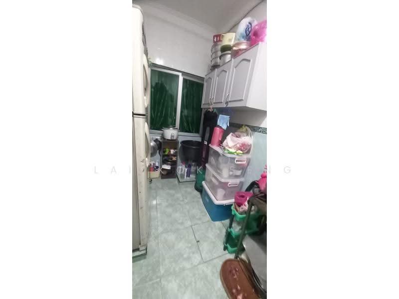 2-storey Terraced House for Sale in Bandar Seri Alam (Masai) - Lai Kok Seng - Kitchen - PropertyGuru.com.my