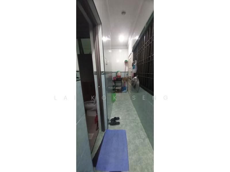 2-storey Terraced House for Sale in Bandar Seri Alam (Masai) - Lai Kok Seng - Bathroom - PropertyGuru.com.my