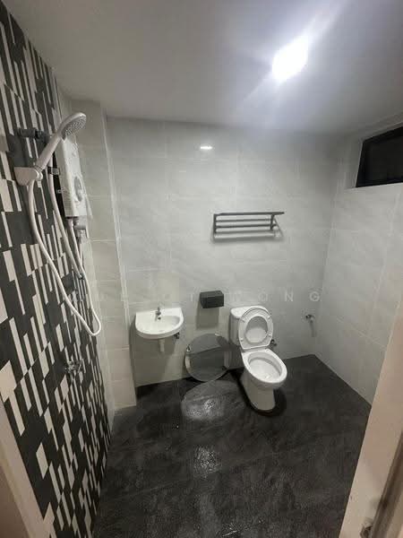 2.5-storey Terraced House for Rent in Taman Sri Pulai Perdana (Skudai) - Xue Qi Wong - Bathroom - PropertyGuru.com.my