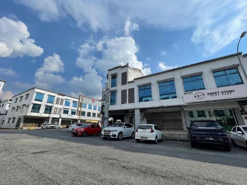 Kedai untuk Dijual di Bandar Kulai (Kulai) - kelvin Sii - Exterior - PropertyGuru.com.my