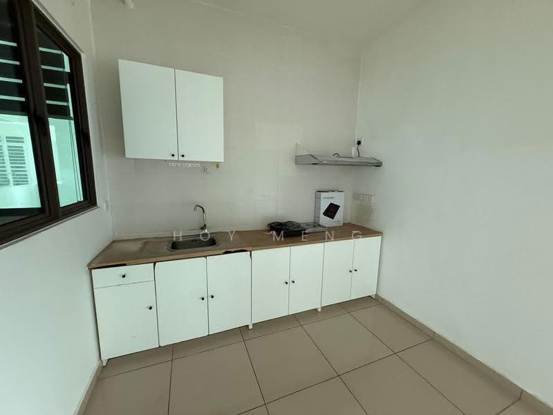 Condominium for Sale at Tree Sparina - Hoy Meng - Kitchen - PropertyGuru.com.my