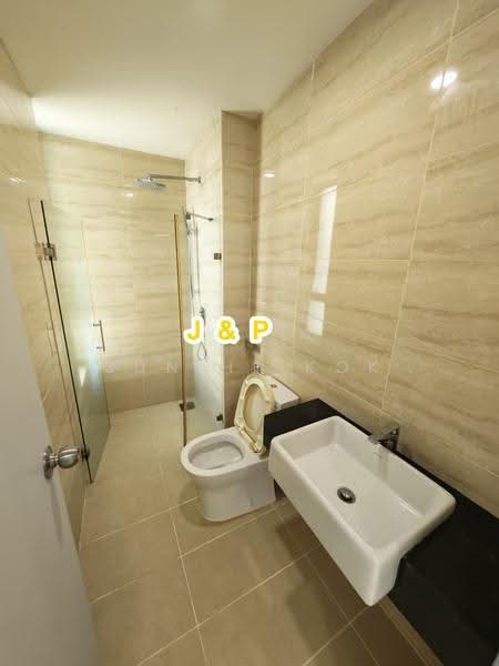Kondominium untuk Disewa di Lido Avenue - Junnie Kok - Bathroom - PropertyGuru.com.my
