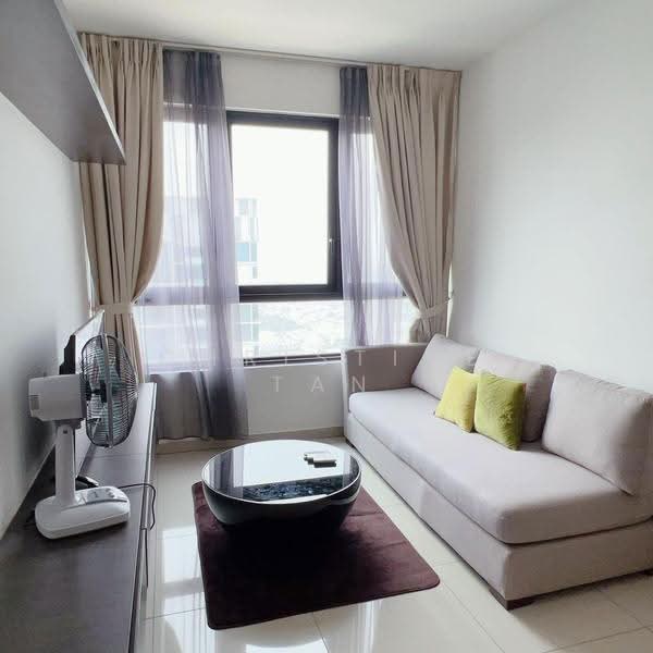 Kediaman Servis untuk Disewa di i-Suite @ i-City - Christine Tan - Living Room - PropertyGuru.com.my