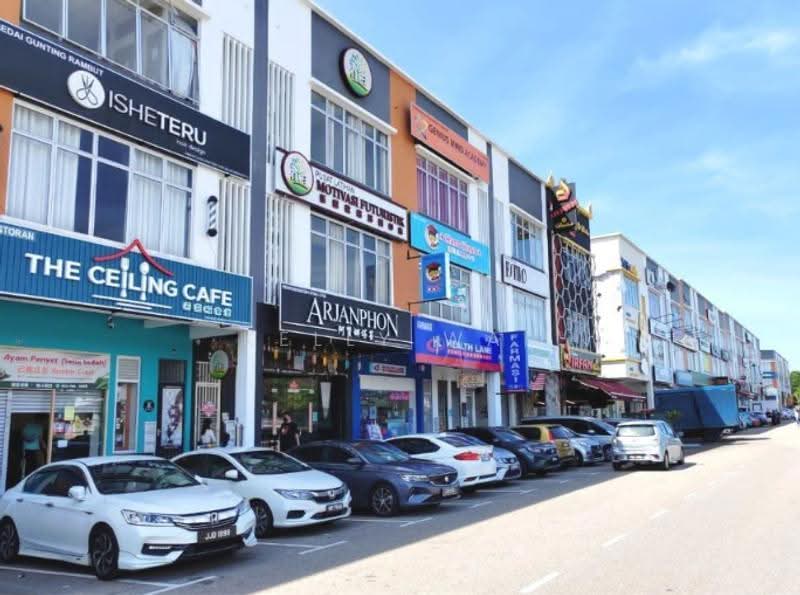 Retail Space for Sale in Austin Crest (Johor Bahru) - Kelly Wai - Exterior - PropertyGuru.com.my