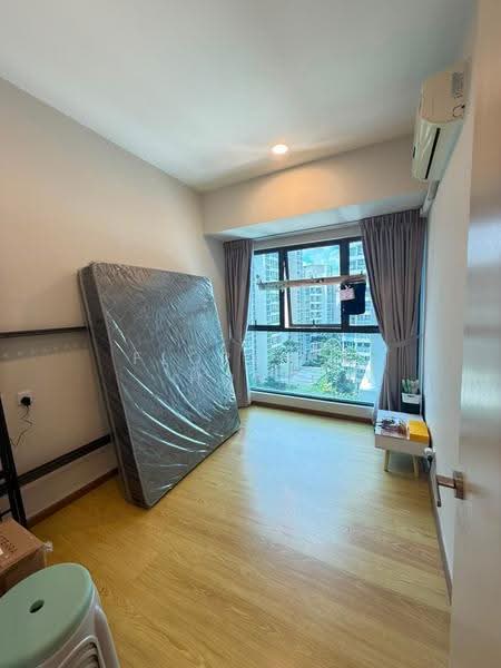 Kondominium untuk Dijual di Bay Point @ Country Garden Danga Bay - Florence Hong - PropertyGuru.com.my